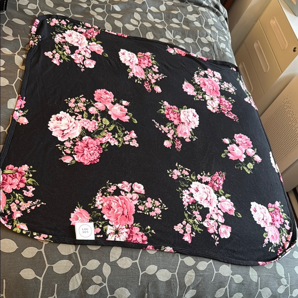 Never used new Lou Lou Floral Black and Pink Blanket